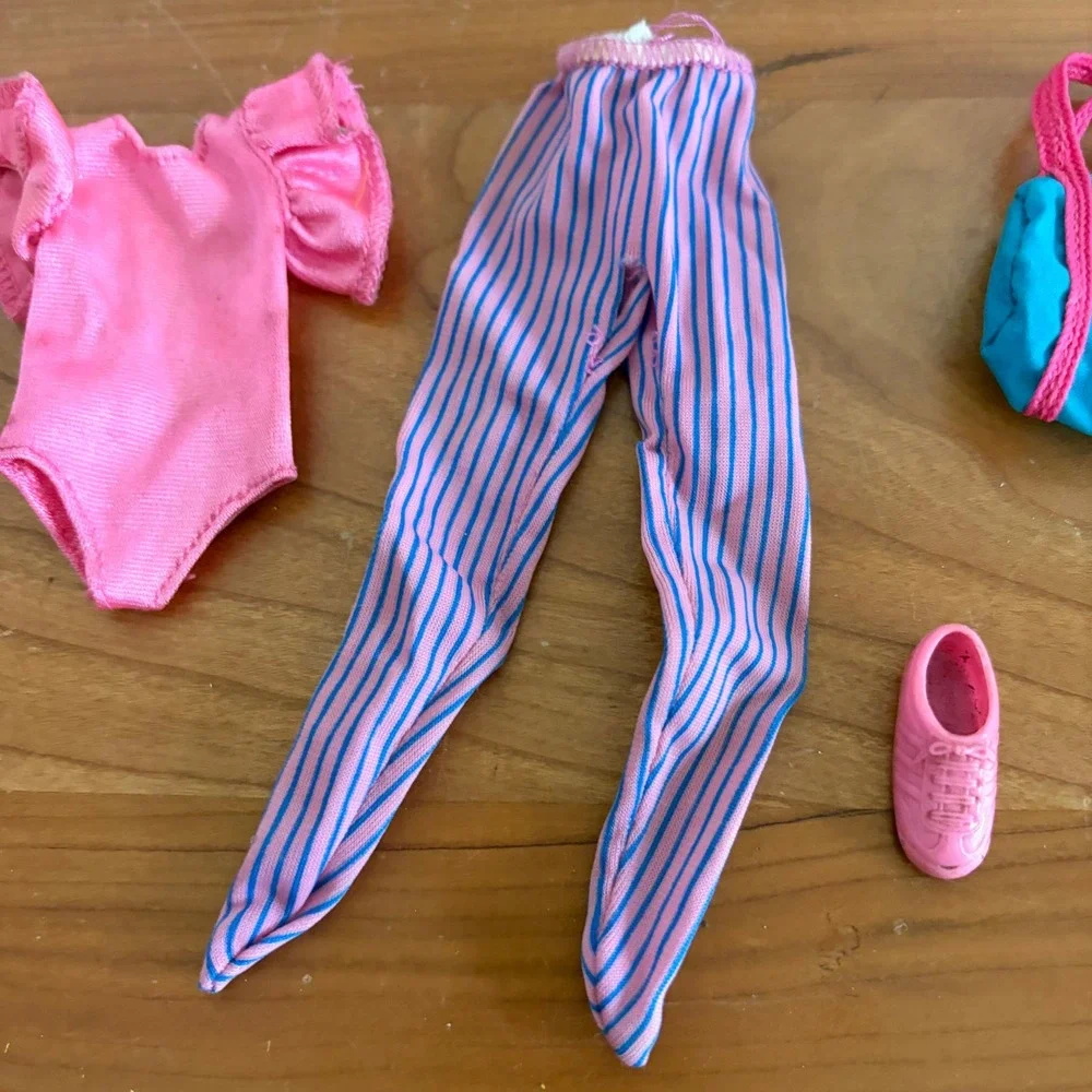 Vintage 1984 Mattel‎ Barbie Great Shape Skipper Doll Outfit Clothes Bag & Shoe
